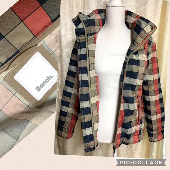 Bench jacket🤍 - Picture 7 of 8